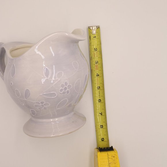 A sauce boat, gravy boat, or saucière light blue - Picture 10 of 10